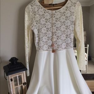 Gianni bini lace dress